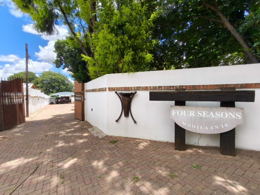 2 Bedroom Property for Sale in Grimbeeck Park North West